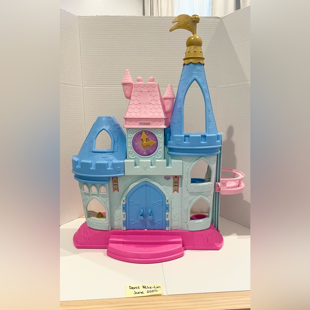 Fisher Price Little People Princess Musical Blue Castle